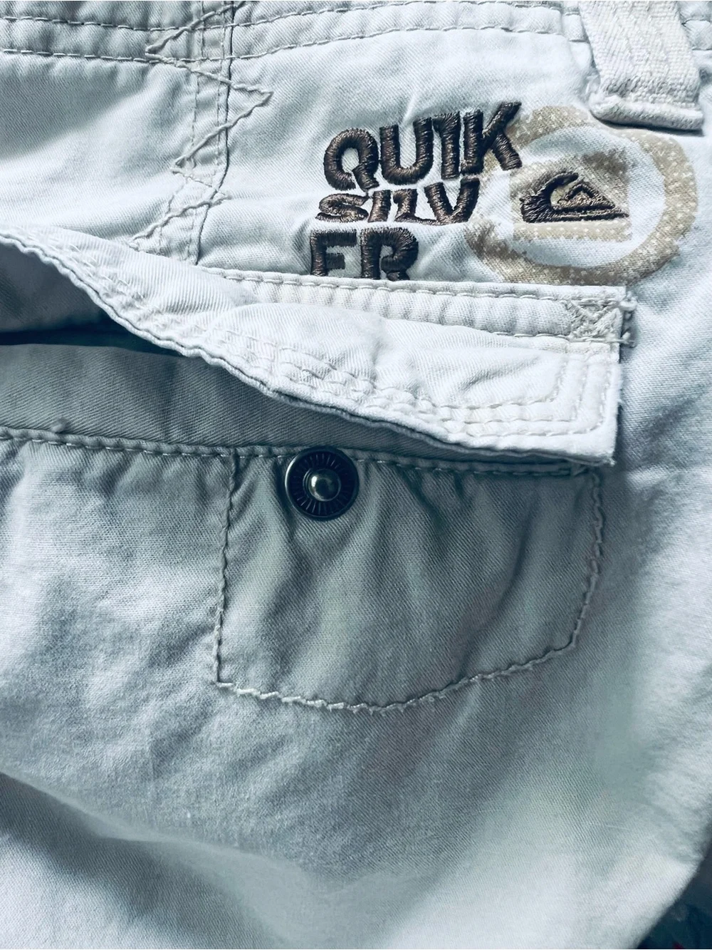 •Quicksilver Sz 31 Cargo Shorts!
